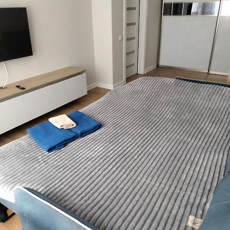 Жк Версаль Парк Apartment Irpin Bagian luar foto
