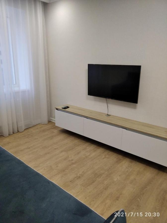 Жк Версаль Парк Apartment Irpin Bagian luar foto