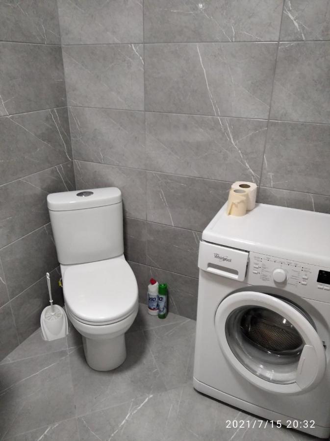 Жк Версаль Парк Apartment Irpin Bagian luar foto